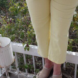 Yellow Talfun Collection Women's Capris